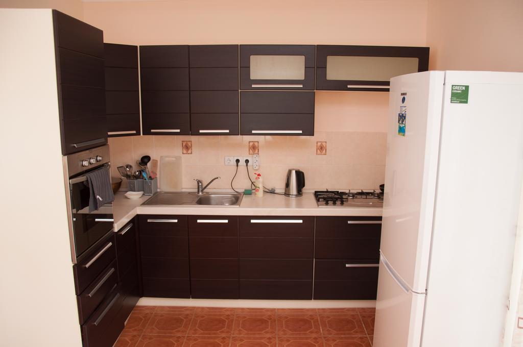 Almaty Backpackers Hostel Εξωτερικό φωτογραφία